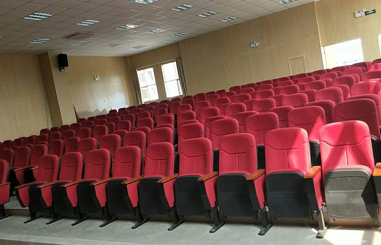 学校礼堂红豆视频网站入口